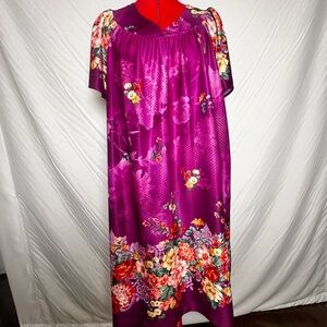 White Stag Fuchsia Floral Kaftan…Size XL